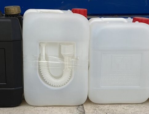 Μπιτόνια κατάλληλα τροφίμων από 3L έως 35L με προδιαγραφή ρύγχους για ασφαλή έξοδο πάσης φύσεως υγρών